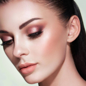 10 Sweet Pink Eyeshadow Makeup Looks For Valentine’s Day
